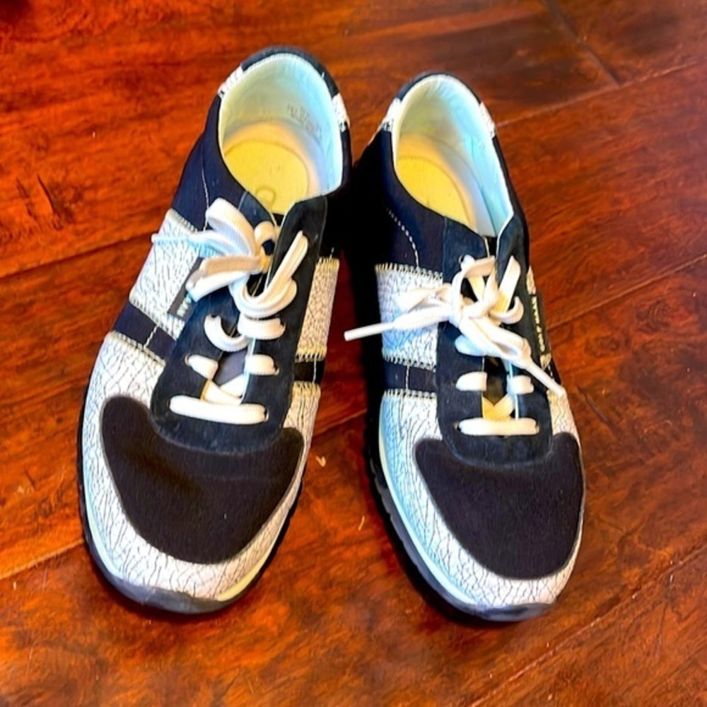 Cole Hann Zero Gravity black & white crackled sneakers lace up lightweight sz 6